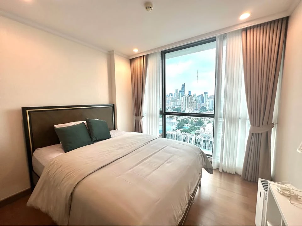 ให้เช่า Supalai Oriental Sukhumvit 39 ห้องกว้างพื้นที่ใช้สอยเยอะ ตกแต่งคุมโทน เฟอร์ครบครัน จองเลย