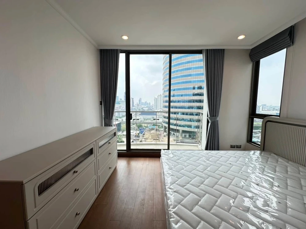 ให้เช่า Supalai Oriental Sukhumvit 39 ห้องพร้อมอยู่ เฟอร์พร้อม กว้างขวางอยู่สบาย จองเลย