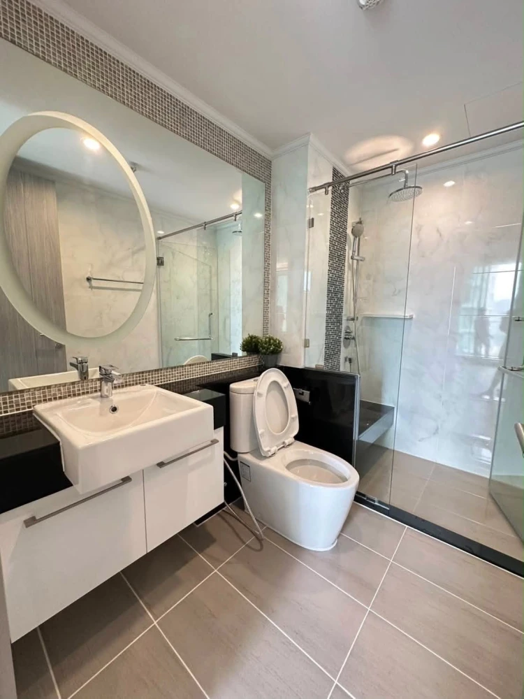 ให้เช่า Supalai Oriental Sukhumvit 39 ห้องพร้อมอยู่ เฟอร์พร้อม กว้างขวางอยู่สบาย จองเลย