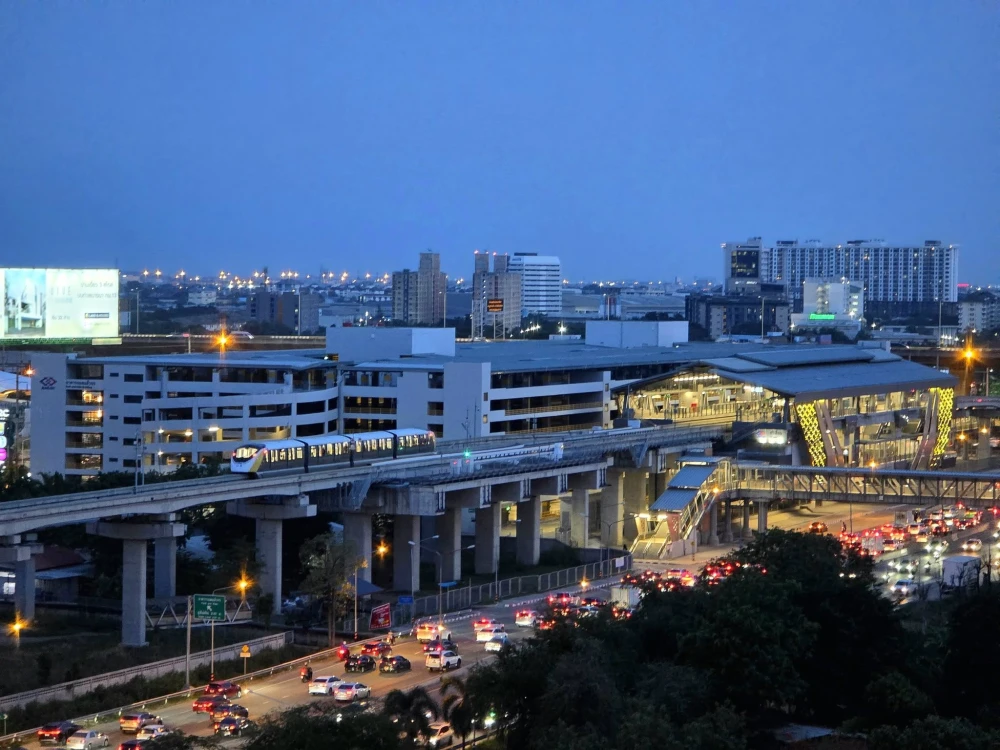 ให้เช่า Supalai Park Srinakarin ห้องกว้างขวางอยู่สบายมากๆ เครื่องใช้ไฟฟ้า + เฟอร์นิเจอร์ครบ รีบจองก่อนพลาด