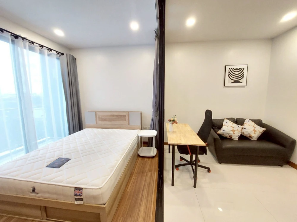 For rent: Supalai Premier Charoen Nakhon, 7th floor, great view, fully furnished, comfortable living space. Book now, don't miss out!