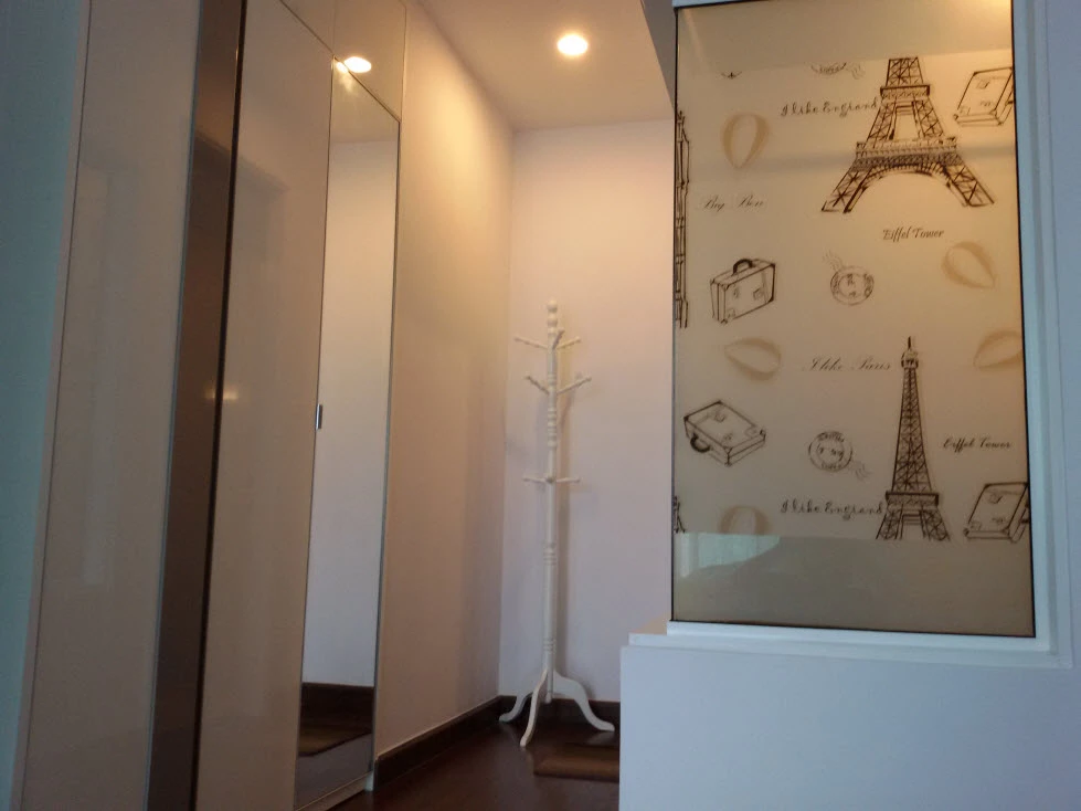 ให้เช่า Supalai Premiere @ Asoke 1 ห้องนอน 1 ห้องน้ำ พื้นที่ใช้สอยเยอะ มาพร้อมเฟอร์นิเจอร์ครบครัน หิ้วกระเป๋าเข้าอยู่ได้เลยจ้า