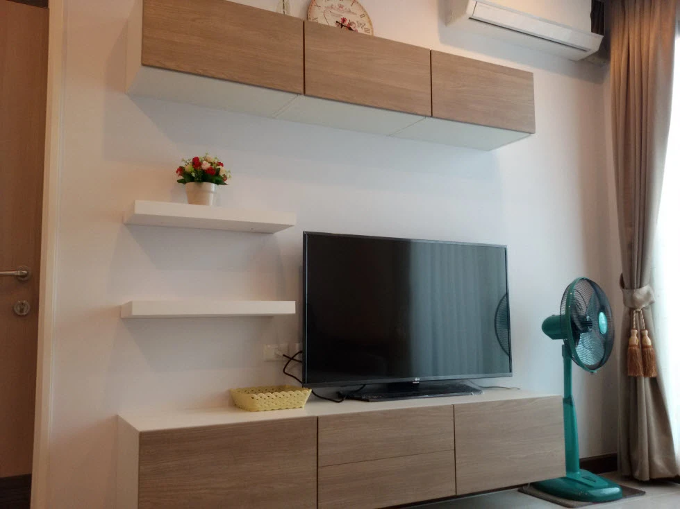 ให้เช่า Supalai Premiere @ Asoke 1 ห้องนอน 1 ห้องน้ำ พื้นที่ใช้สอยเยอะ มาพร้อมเฟอร์นิเจอร์ครบครัน หิ้วกระเป๋าเข้าอยู่ได้เลยจ้า