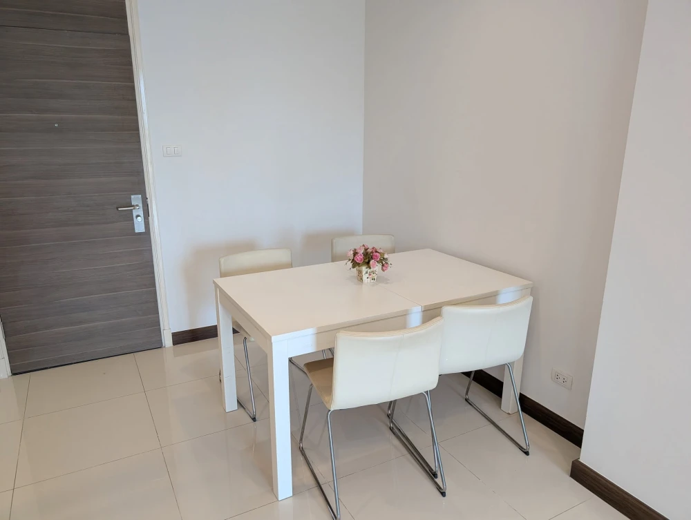 ให้เช่า Supalai Prima Riva ห้องใหญ่ วิวแม่น้ำเจ้าพระยา บรรยากาศดี โปร่งสบาย พร้อมเข้าอยู่ทันที