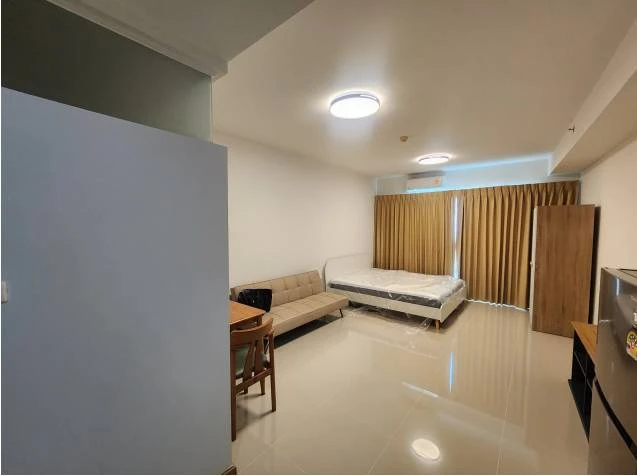ให้เช่า Supalai River Resort ห้อง Studio วิวแม่น้ำ ชั้น 11 ระเบียงกว้าง สามารถนั่งเล่นได้ ไม่ควรพลาด