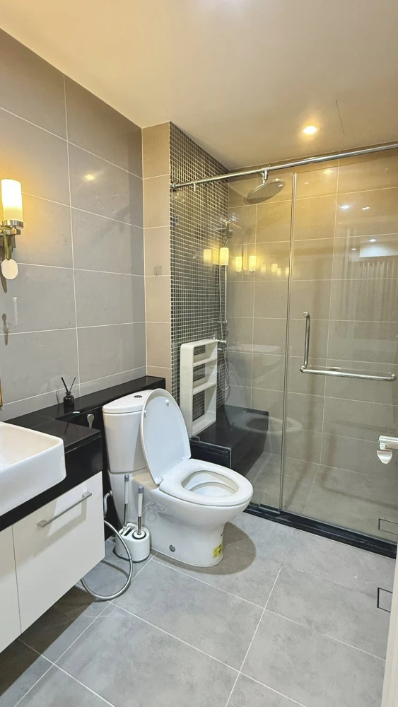 ให้เช่า Supalai Wellington II 1 ห้องนอน 1 ห้องน้ำ พื้นที่ใช้สอยเยอะ เฟอร์นิเจอร์ครบครัน จองเลยจ้า