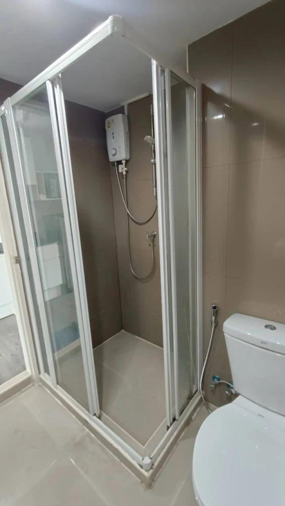 ให้เช่า Swift Condo ห้องชั้น 8 มาพร้อมเครื่องใช้ไฟฟ้าครบครัน วิวสระว่ายน้ำ ดีแบบนี้ห้ามพลาด