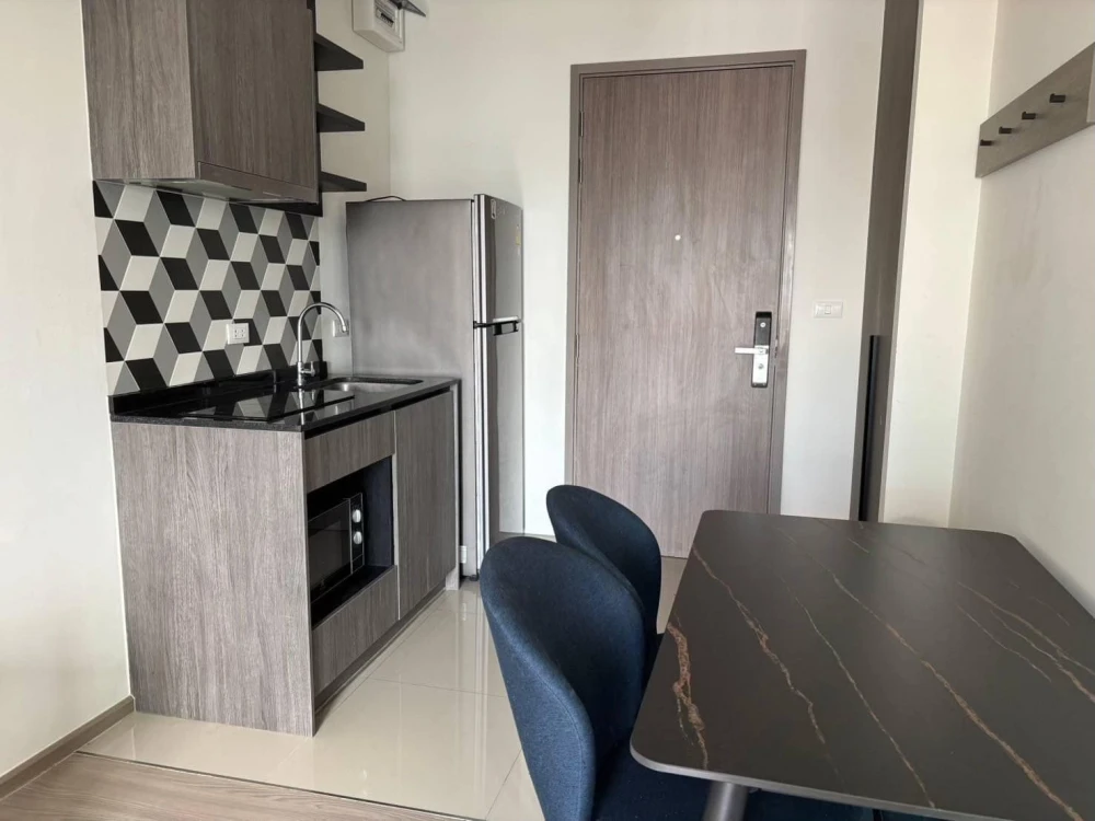 ให้เช่า T𝗵𝗲 𝗯𝗮𝘀𝗲 เพชรบุรี - ทองหล่อ ห้องชั้น 25 บรรยากาศดี ตำแหน่งห้องดี ไม่ติดบันไดหนีไฟ ไม่ติดห้องขยะ ไม่ใช่ทางสามแพร่ง รีบจองเลย