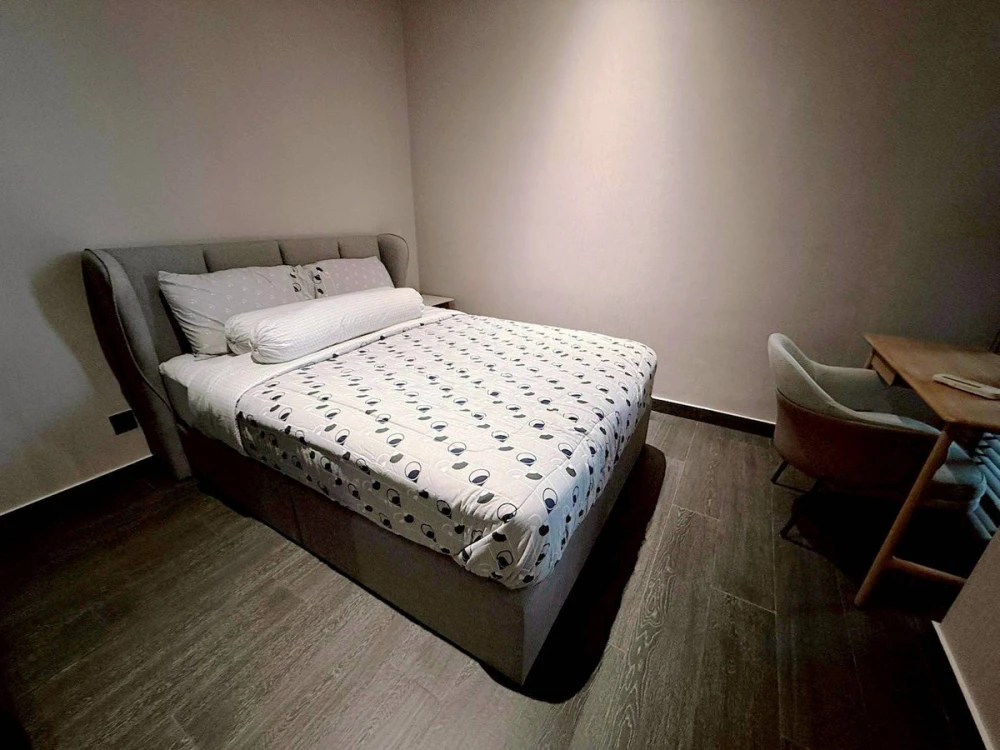 ให้เช่า Tait Sathorn 12 ห้องกว้าง อยู่สบาย แต่งครบ สนใจรีบจองเลย ห้ามพลาด