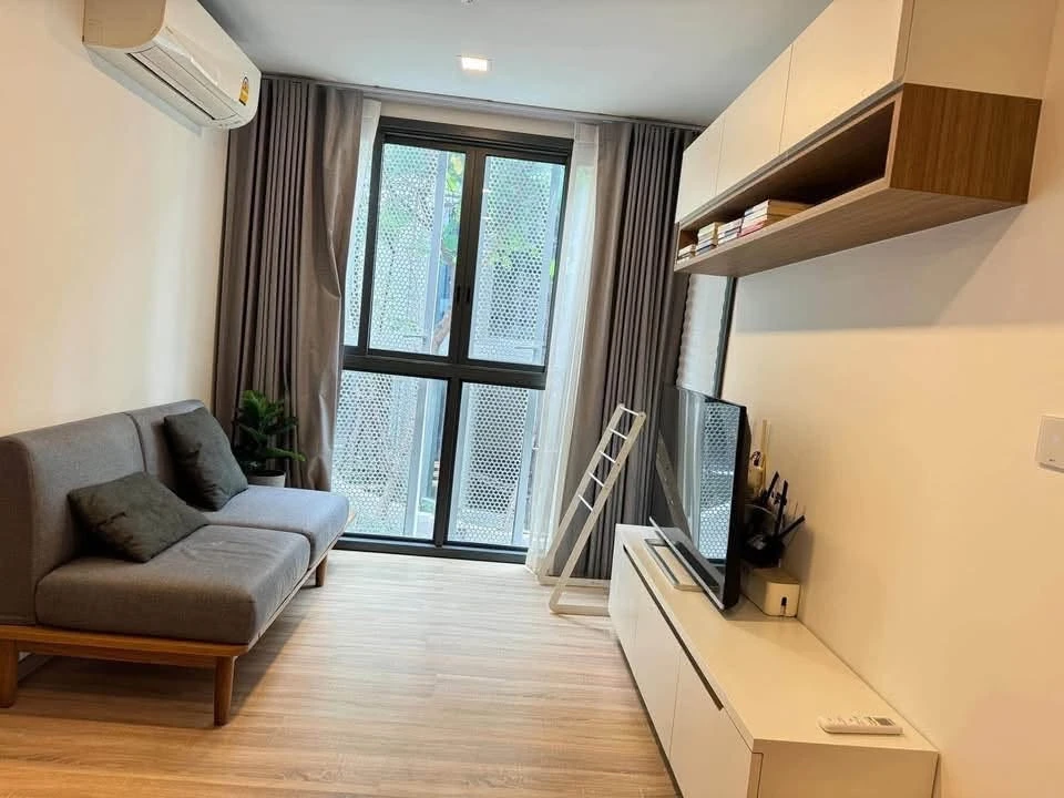 ให้เช่า Taka Haus Ekamai 12 ห้องแต่งสวยครบครัน พื้นที่ใช้สอยเยอะ มัวแต่มองไม่จองไหวหรอ