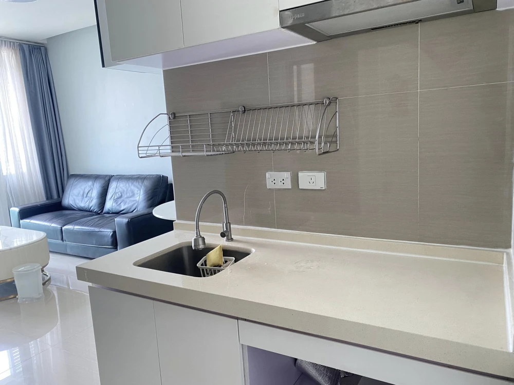 ให้เช่า TC Green ห้องชั้นสูง พร้อมเข้าอยู่ กว้างขวางอยู่สบาย หิ้วกระเป๋าใบเดียวเข้าอยู่ได้เลย