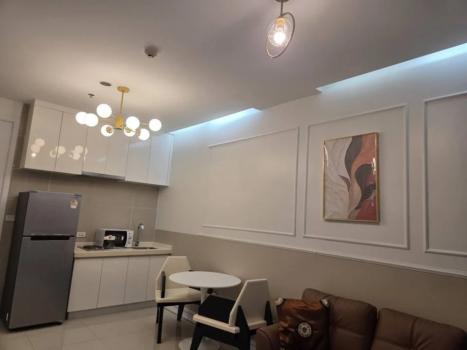 ให้เช่า TC Green ห้องพร้อมอยู่ เฟอร์พร้อม  ห้องกว้างอยู่สบาย จองเลย