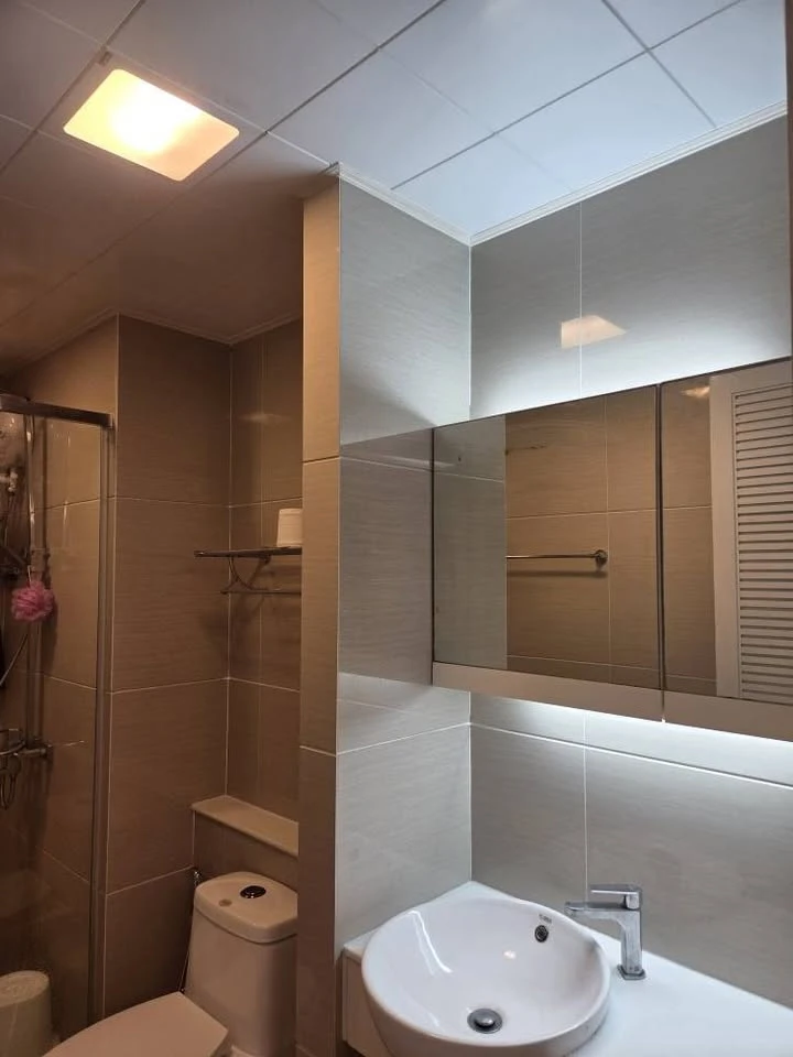 ให้เช่า TC Green ห้องพร้อมอยู่ เฟอร์พร้อม  ห้องกว้างอยู่สบาย จองเลย