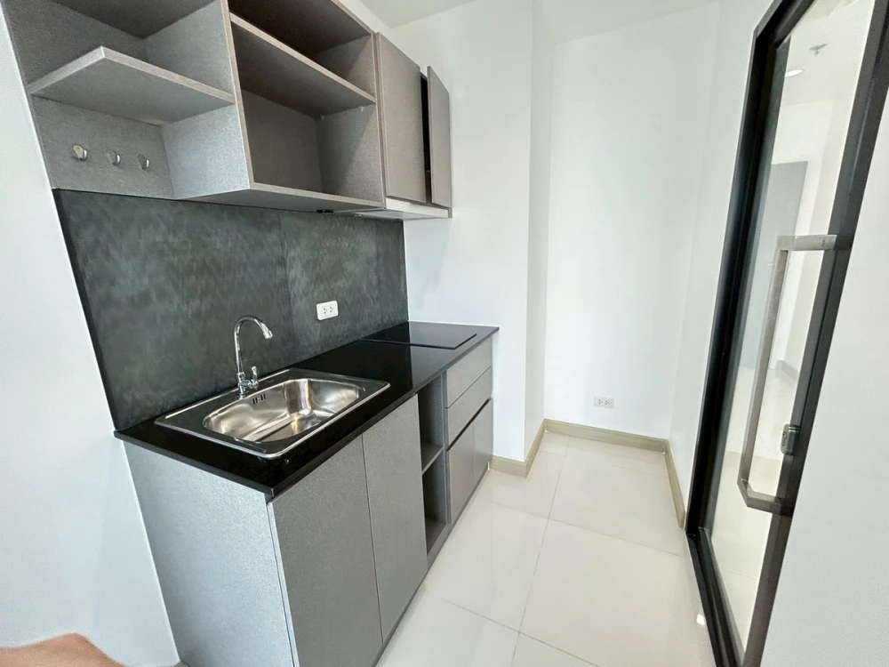 ให้เช่า Thana Astoria ชั้น 22 ห้องกว้าง แต่งครบ อยู่สบาย สนใจจองเลย ห้ามพลาด