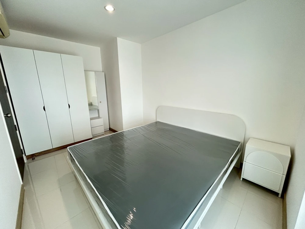 ให้เช่า Thana Astoria ชั้น 22 ห้องกว้าง แต่งครบ อยู่สบาย สนใจจองเลย ห้ามพลาด