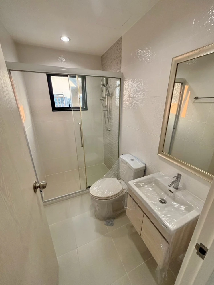 ให้เช่า Thana Astoria ชั้น 22 ห้องน่าอยู่ แต่งครบ จองเลย ห้ามพลาด ด่วนๆ