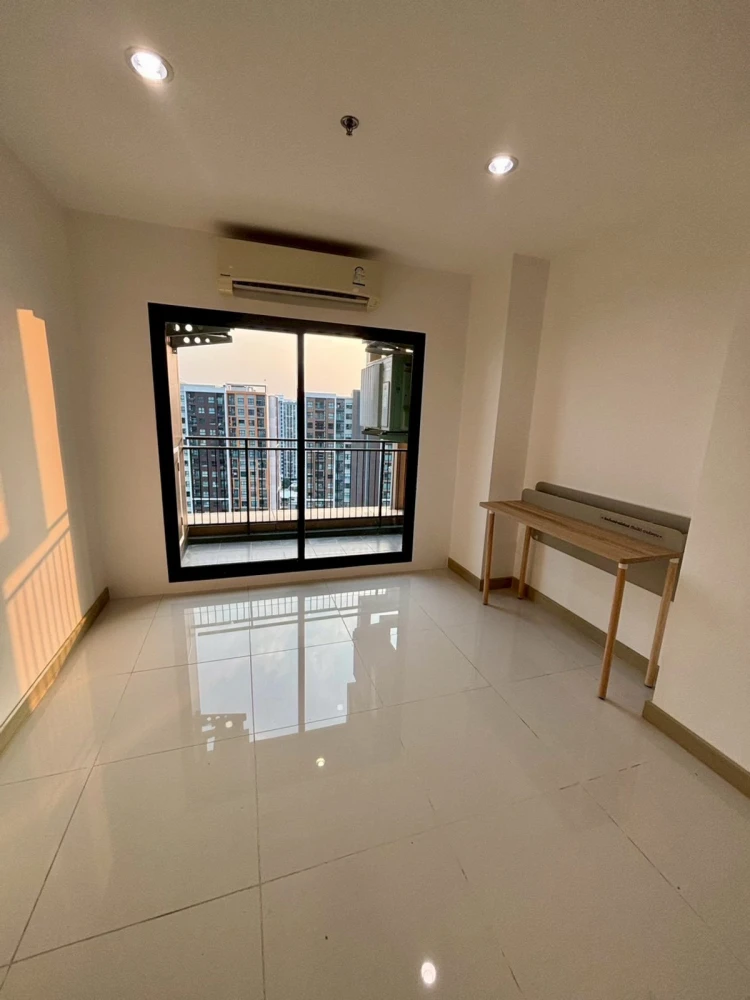 ให้เช่า Thana Astoria ชั้น 22 ห้องน่าอยู่ แต่งครบ จองเลย ห้ามพลาด ด่วนๆ