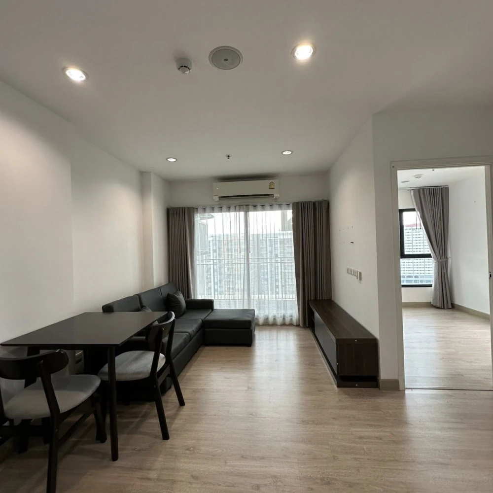 ให้เช่า Thana Astoria 2 ห้องนอน พื้นที่ใช้สอยเยอะ เฟอร์ครบครัน ในทำเลสุดปัง จองเลย