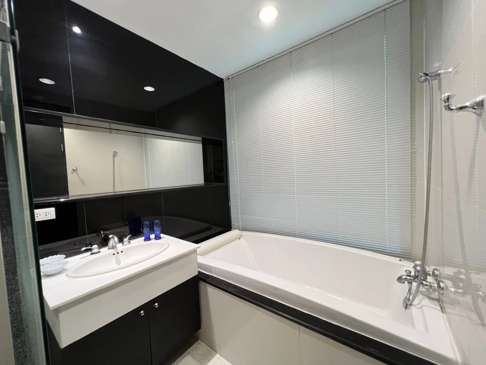 ให้เช่า The Address Chidlom วิวตึกใบหยก 2 ห้องโปร่งกว้างไม่อึดอัด รับแสงธรรมชาติ น่าจองสุดๆ