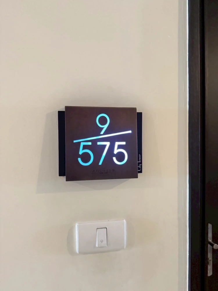 ให้เช่า The address Chidlom ห้องชั้นสูง พร้อมอยู่ เฟอร์พร้อม กว้างขวางอยู่สบาย จองเลย