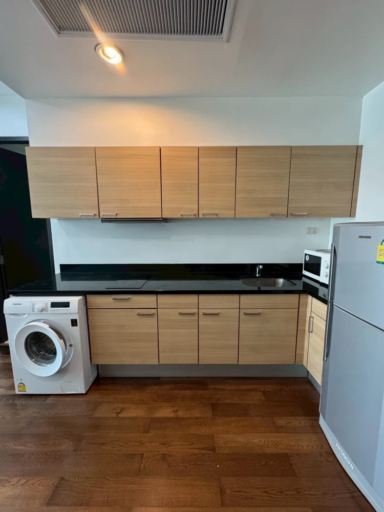 ให้เช่า The Address Chidlom ห้องพร้อมอยู่ เฟอร์พร้อม กว้างขวางอยู่สบาย จองเลย