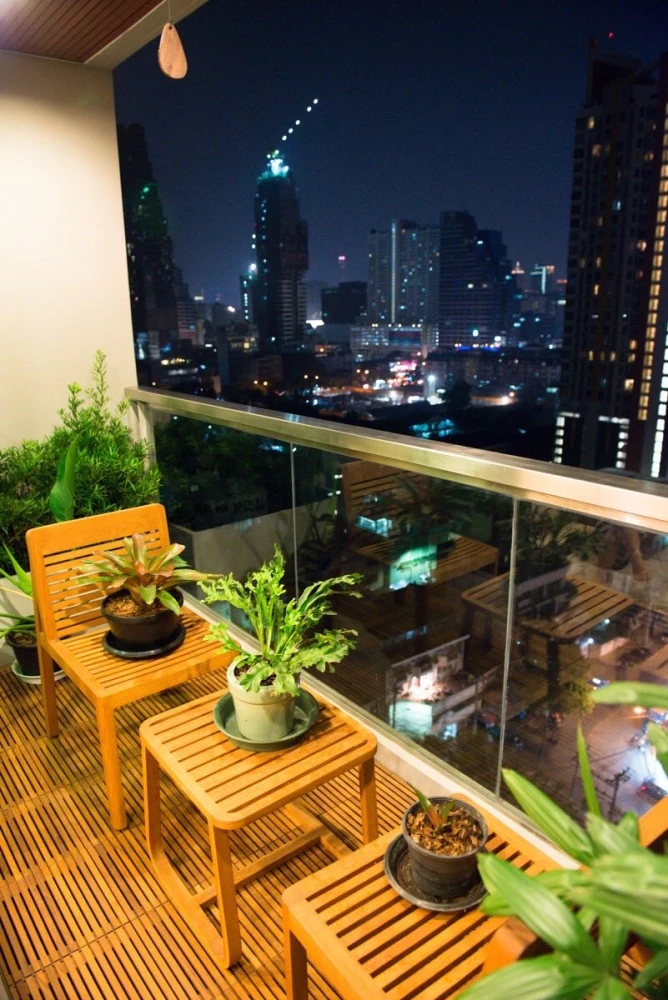 ให้เช่า The Address Sathorn ห้องกว้างพื้นที่ใช้สอยเยอะ ตกแต่งคุมโทน มองเห็นวิวเมืองสวย ไม่บล็อค จองเลย