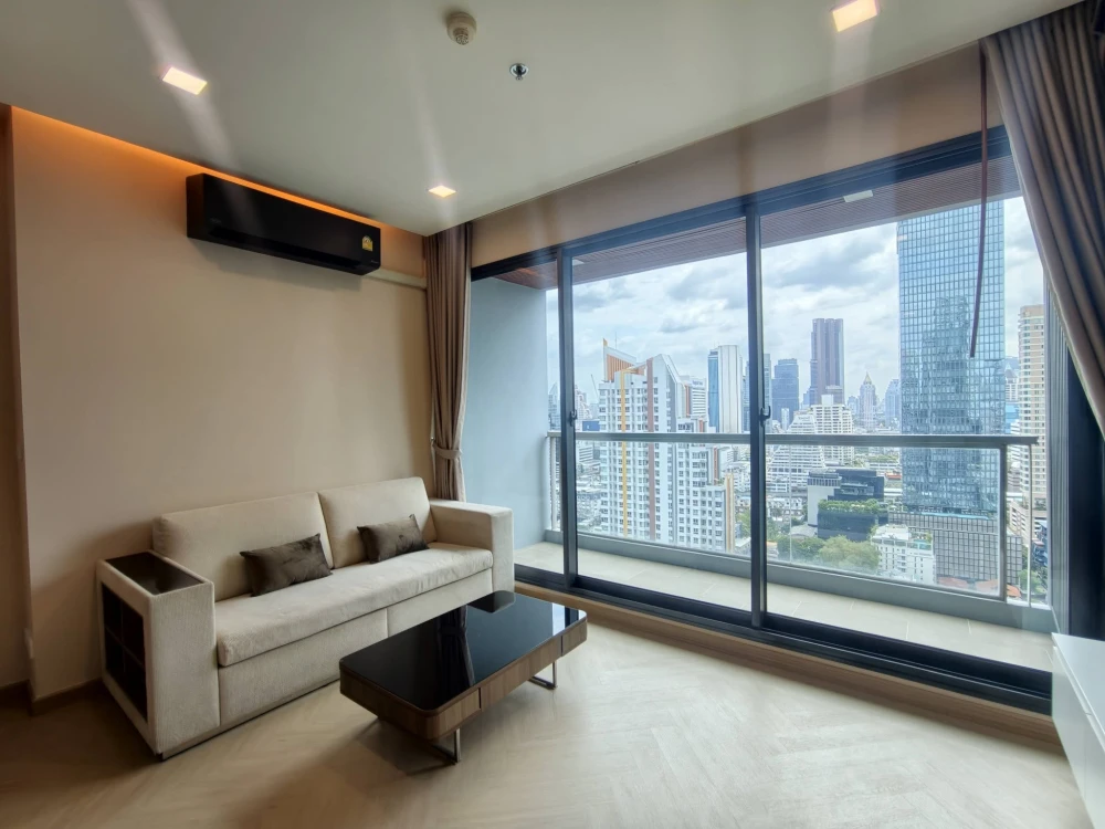 ให้เช่า The Address Sathorn ห้องอยู่ชั้นสูง พร้อมเฟอร์นิเจอร์บิวท์อินอย่างดี รีบจองก่อนพลาด