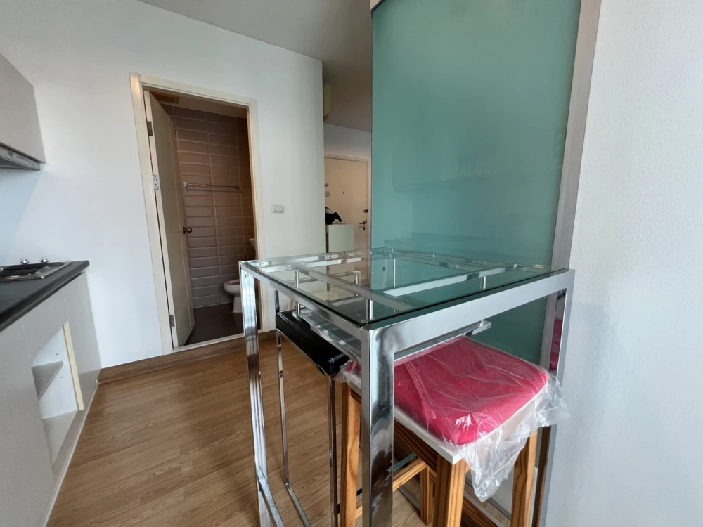 ให้เช่า The Aspire Rama 4 ห้องชั้นสูงพร้อมอยู่ เฟอร์พร้อม หิ้วกระเป๋ามาได้เลย+++