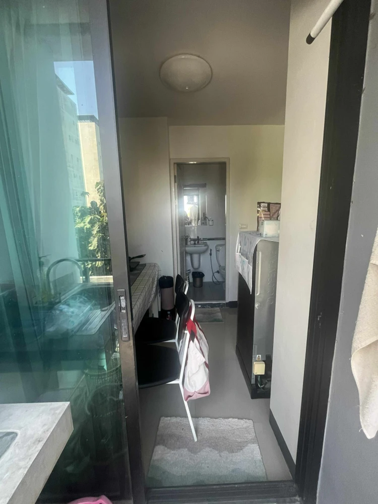 ให้เช่า THE AVENUE SPRING @ ABAC Bangna ชั้น 2 ตึก C ขนาด 23 ตรม. เดินทางสะดวก ไม่ต้องเข้าซอยลึก จองเลย