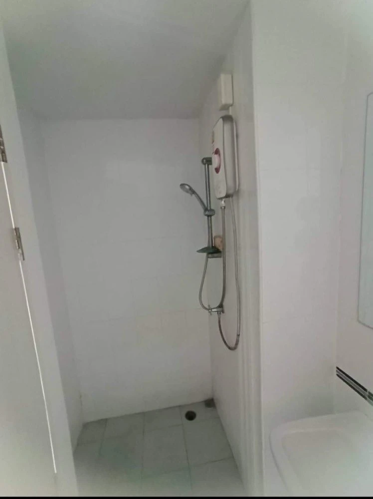 ให้เช่า THE AVENUE SPRING @ ABAC Bangna ชั้น 2 ตึก C ขนาด 23 ตรม. เดินทางสะดวก ไม่ต้องเข้าซอยลึก จองเลย