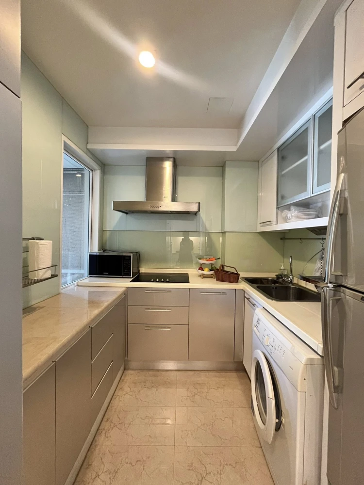 ให้เช่า the bangkok นราธิวาส ราชนครินทร์ ห้องสวยโปร่งอยู่สบาย บิ้วอินครบ ชั้น 8 วิวสวย วิวสวนมีสระว่ายน้ำ รีบจองเลย