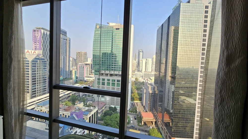ให้เช่า The Bangkok Sathorn ชั้น 19 วิวดี ห้องสวย แต่งครบ พร้อมเข้าอยู่ จองเลย ห้ามพลาด