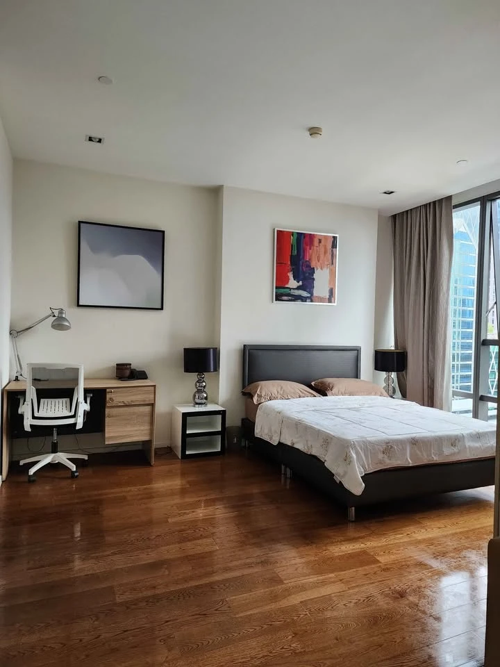 ให้เช่า The Bangkok Sathorn ห้องน่าอยู่ พื้นที่ใช้สอยเยอะ ทำเลดี เดินทางสะดวก จองเลย