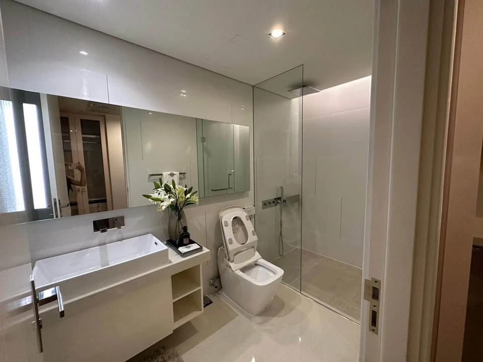 ให้เช่า The Bangkok Sathorn ห้องอยู่สูงมากเวอร์ ตกแต่ง แบบ Luxury ทุกอย่างลงตัว เป็น Private Lift รีบจองให้ไว