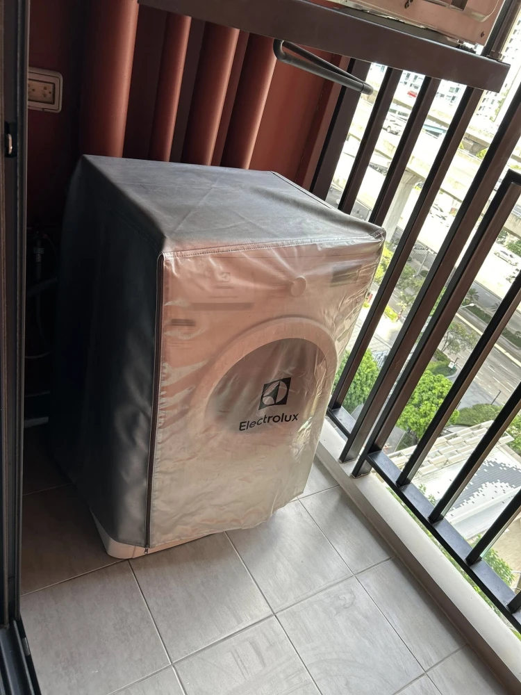 ให้เช่า THE BASE Garden-Rama 9 ห้องชั้นสูง กว้างขวางอยู่สบาย จองเลย