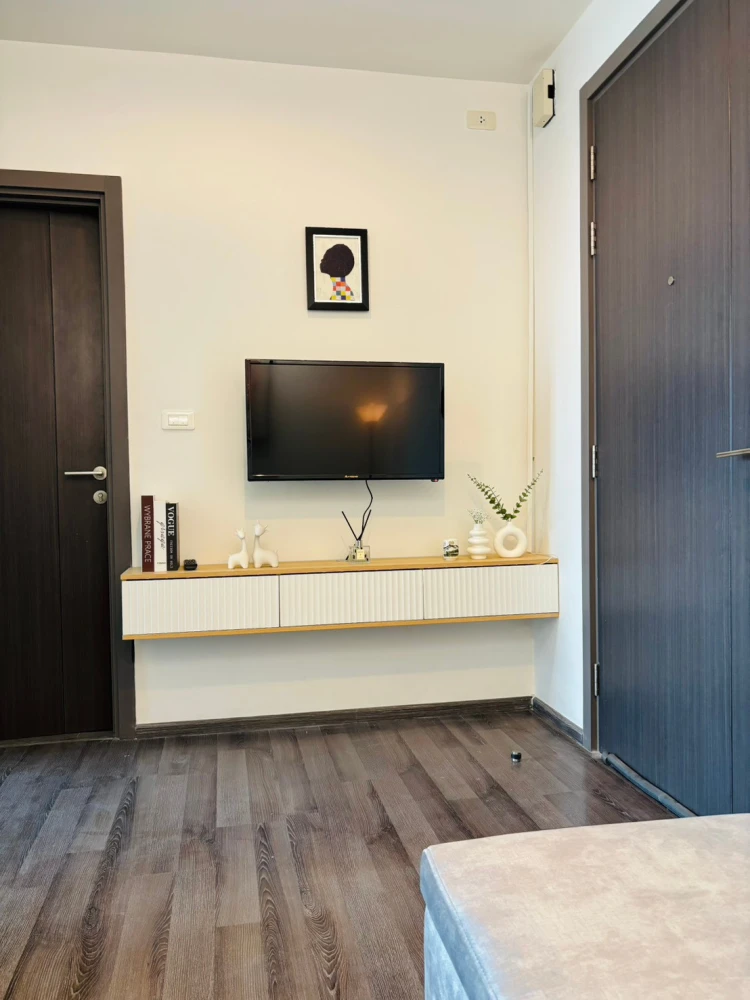 ให้เช่า The Base Park East ชั้น 25 ห้องแต่งครบ พร้อมเข้าอยู่ สนใจรีบจองเลย ห้ามพลาด