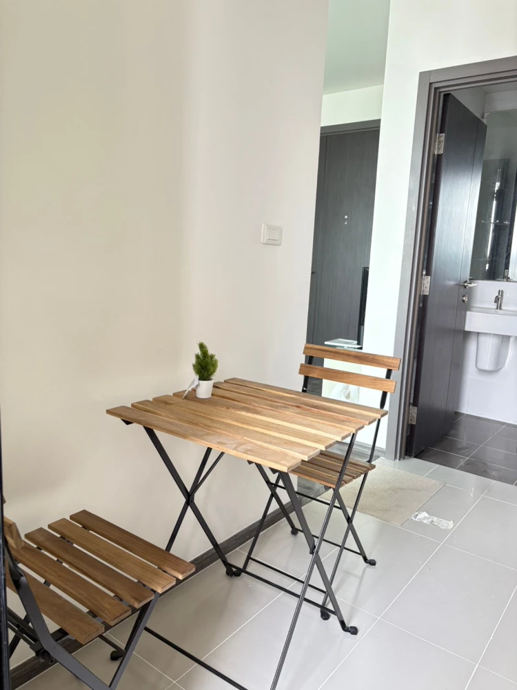 ให้เช่า The Base Park East ห้องแต่งครบ พร้อมอยู่ สนใจจองเลย ด่วนๆ