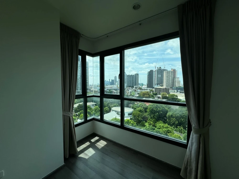 ให้เช่า the base park west ชั้น 11 วิวสระว่ายน้ำ ตกแต่งฟังก์ชั่นครบครัน แบบนี้ต้องจอง