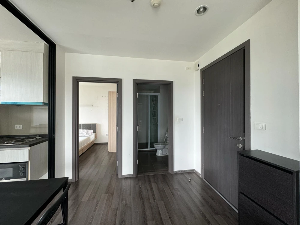 ให้เช่า the base park west ชั้น 11 วิวสระว่ายน้ำ ตกแต่งฟังก์ชั่นครบครัน แบบนี้ต้องจอง
