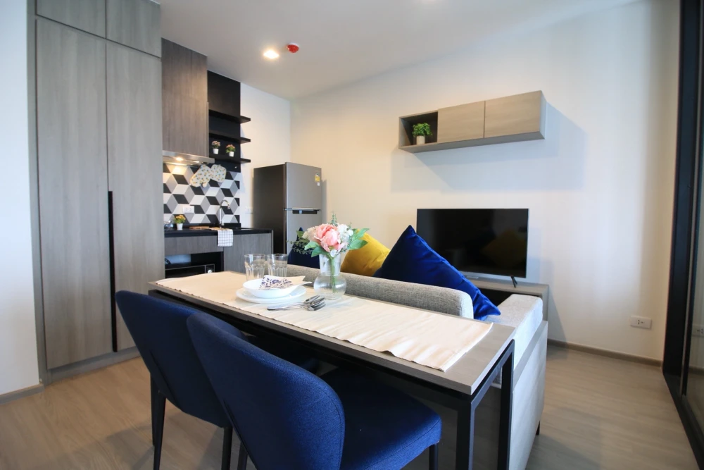 ให้เช่า THE BASE Phetchaburi-Thonglor ชั้น 6 ห้องแต่งครบ น่าอยู่ จองเลย