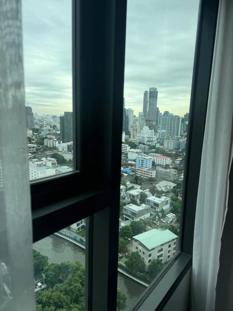 ให้เช่า THE BASE Phetchaburi-Thonglor ห้องมุมคนไม่พลุกพล่าน ในทำเลดี วิวโล่ง ไม่บล็อค ห้ามพลาด