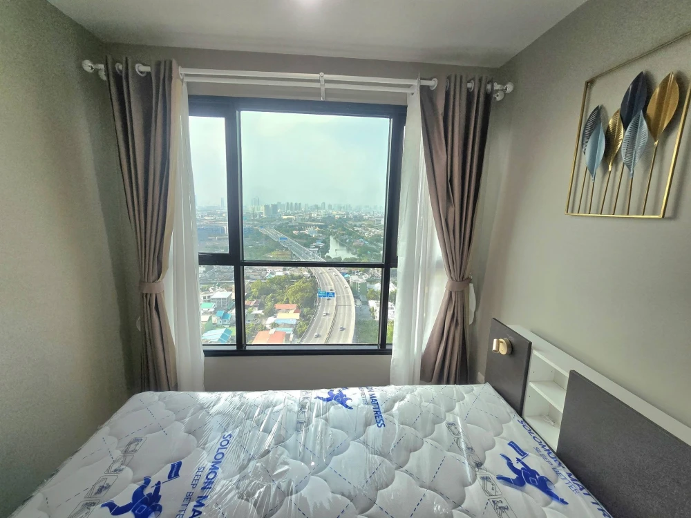 ให้เช่า The Base Rama 9–Ramkhamhaeng ห้องชั้นสูง วิวสวย กว้างขวางอยู่สบาย จองเลย