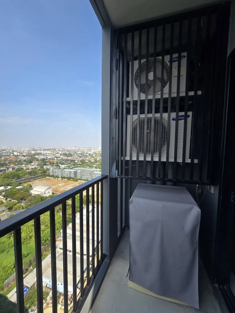 ให้เช่า The Base Rama 9–Ramkhamhaeng ห้องชั้นสูง วิวสวย กว้างขวางอยู่สบาย จองเลย