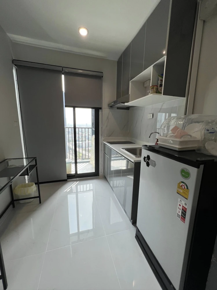 ให้เช่า The Base Rama 9–Ramkhamhaeng  ห้องพร้อมอยู่ ชั้นสูง เฟอร์พร้อม ห้องกว้างจองเลย+++