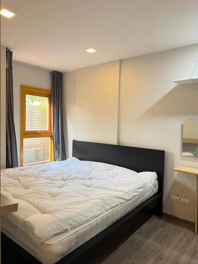 ให้เช่า the base sukhumvit 50 คนไม่เยอะไม่พลุกพล่าน ไม่ต้องแย่งกันใช้ลิฟ แบกกระเป๋าแล้วเข้าอยู่ได้เลยงับ