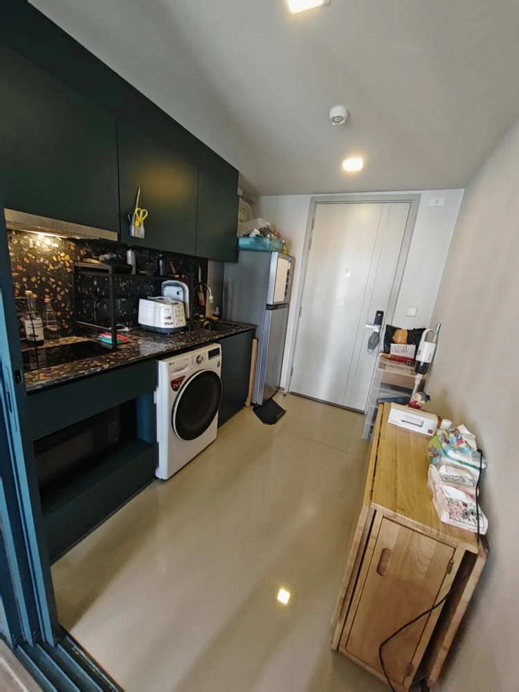 ให้เช่า The Base Sukhumvit 50 ห้องชั้น 6 มาพร้อมเฟอร์นิเจอร์และเครื่องใช้ไฟฟ้าครบครัน รีบจองเลยจ้า