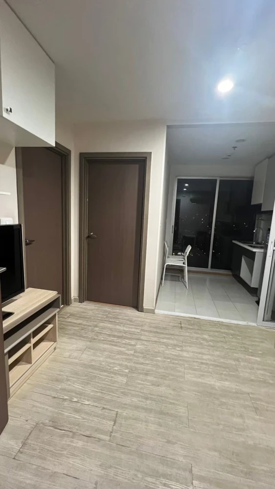 ให้เช่า The base sukhumvit 77 ห้องชั้นสูงมาก (ชั้น 34) พร้อมเฟอร์ฯครบเซต ห้ามพลาด