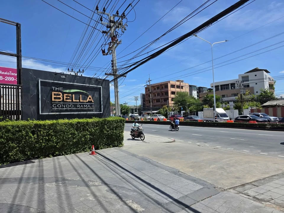 ให้เช่า The Bella Condo Rama 2 ห้องพร้อมอยู่ เฟอร์พร้อม รีบจองเลย ราคาสบายกระเป๋า