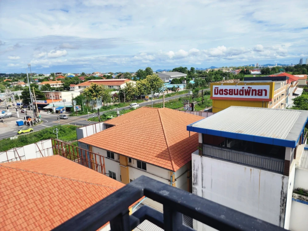 ให้เช่า THE BLUE RESIDENCE (จอมเทียน) ห้องมุม ชั้นบนสุด ห้องสวย บรรยากาศดี เป็นส่วนตัว ตกแต่งครบ พร้อมเข้าอยู่ทันที