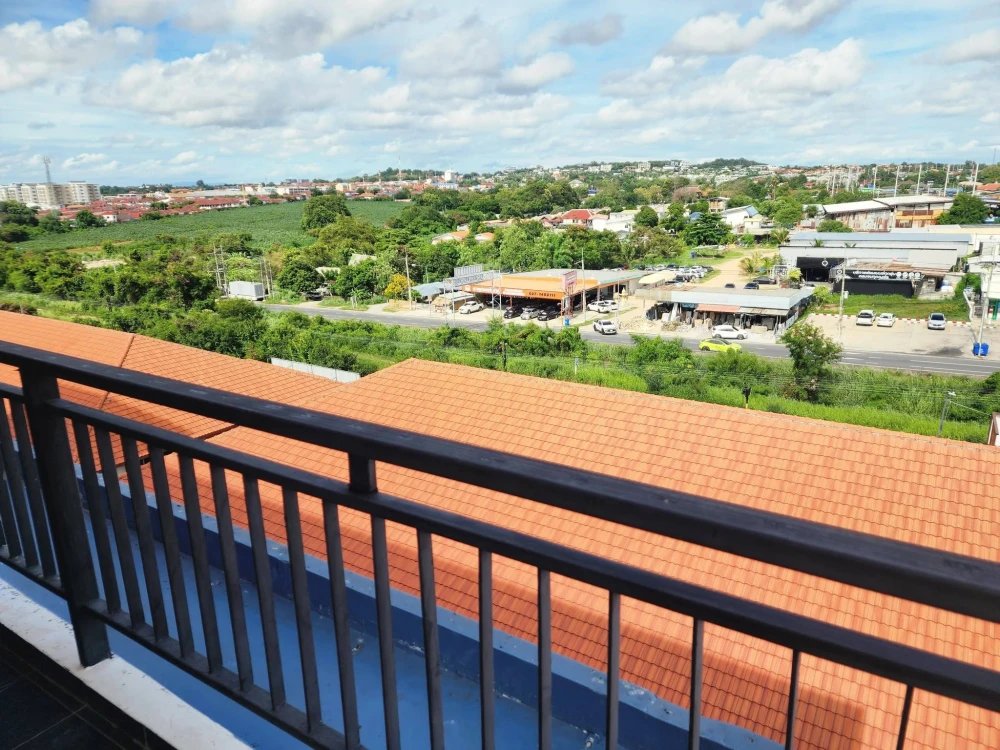 ให้เช่า THE BLUE RESIDENCE (จอมเทียน) ห้องมุม ชั้นบนสุด ห้องสวย บรรยากาศดี เป็นส่วนตัว ตกแต่งครบ พร้อมเข้าอยู่ทันที